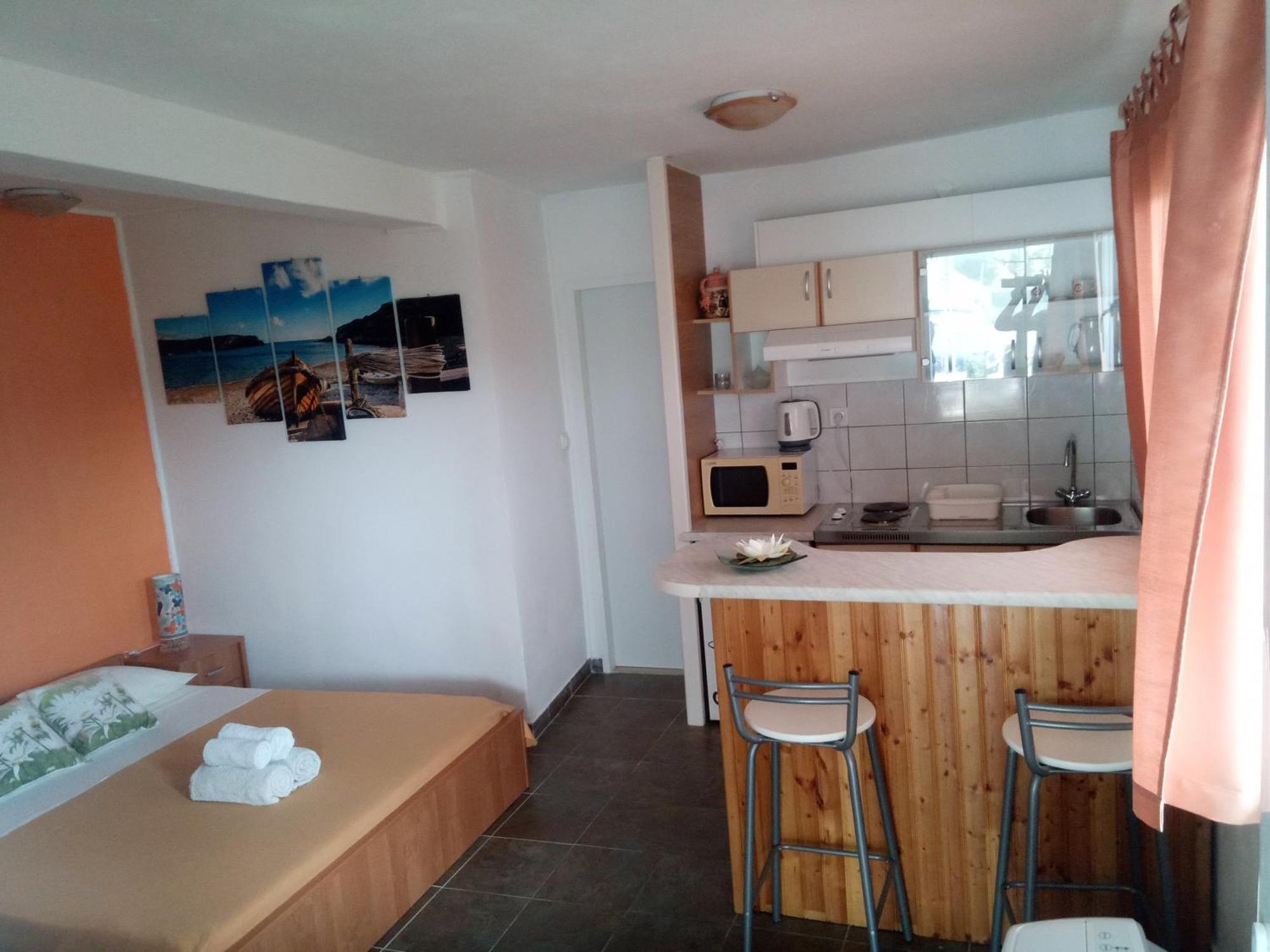 Apartman Iva Kuciste Exterior foto